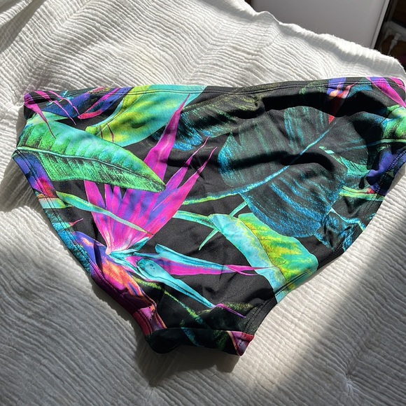 DSG swim bottoms - Picture 2 of 3